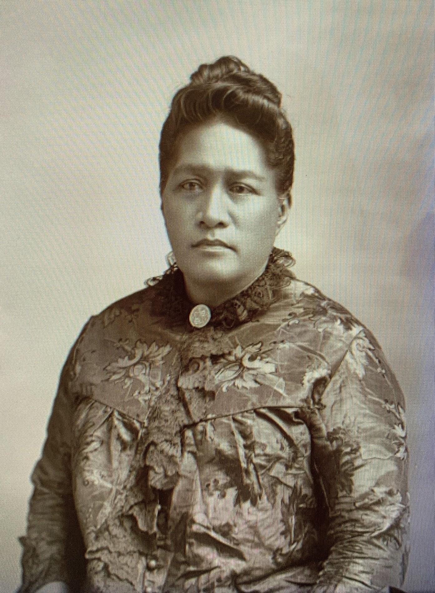 Hawaiian Genealogies: Board of Genealogy Records 1882 — Family of Chiefs
